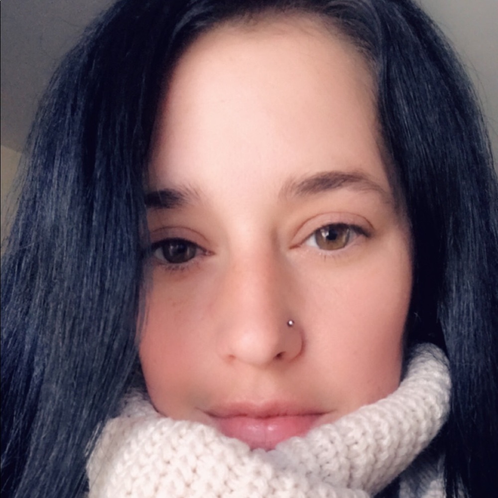 Meet your Posher, Julie